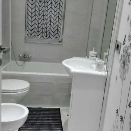 Apartamento Ylli San Remo